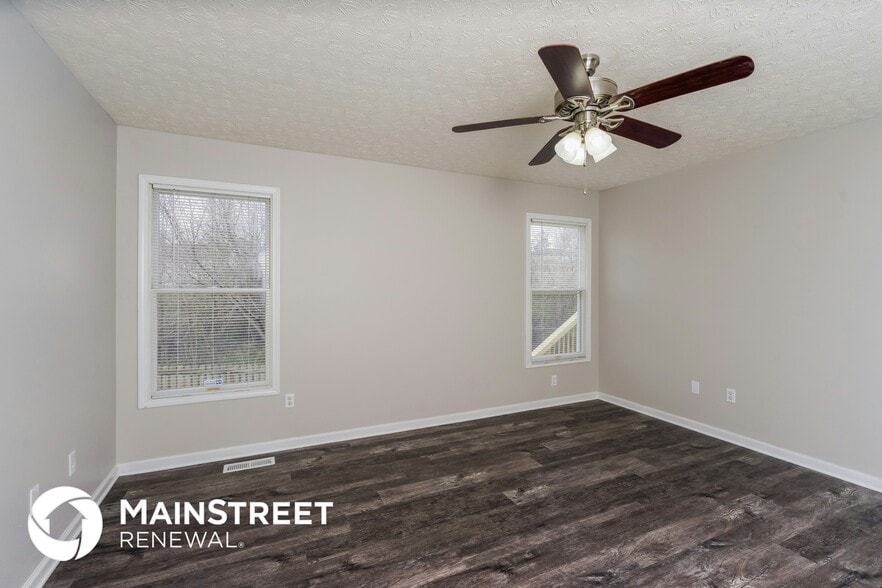 Building Photo - 9805 River Trail Dr