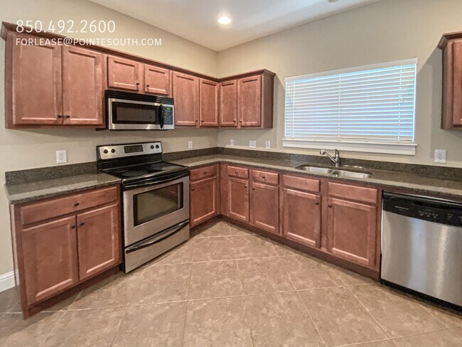 Building Photo - Brookhaven Subdivision