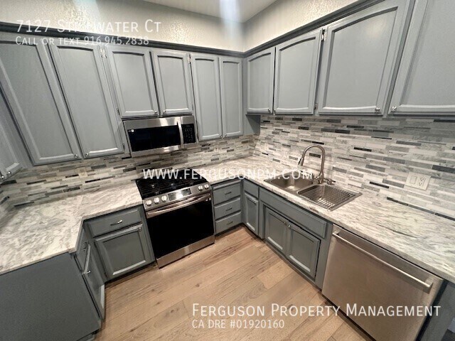 Building Photo - 7127 Stillwater Ct