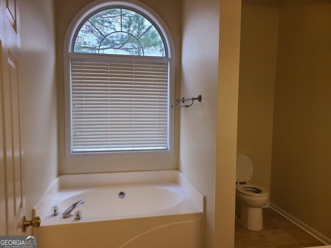 Building Photo - 324 Bald Eagle Way