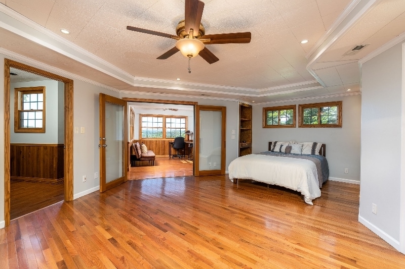 Building Photo - 125 Shirley St