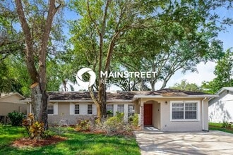 Building Photo - 4 Bedroom Pet-Friendly Home in TAMPA, FL w...