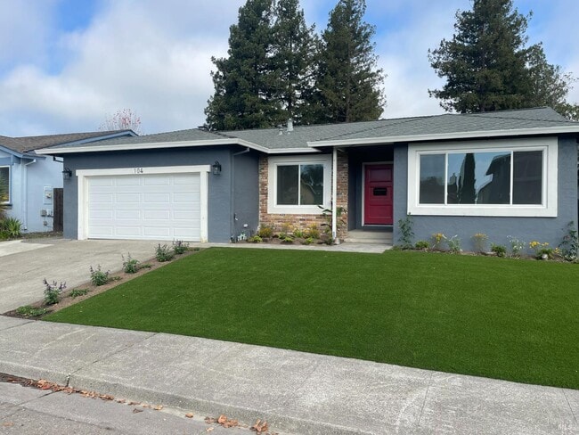 Building Photo - 104 Rene Dr