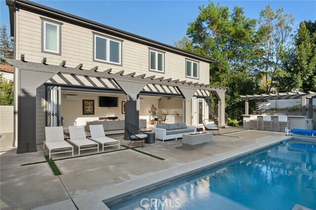 Building Photo - 15547 Valley Vista Blvd