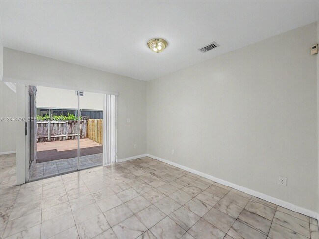 Building Photo - 20964 SW 84th Ave