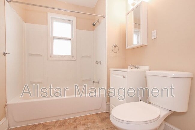 Building Photo - 7508 Theota Ave