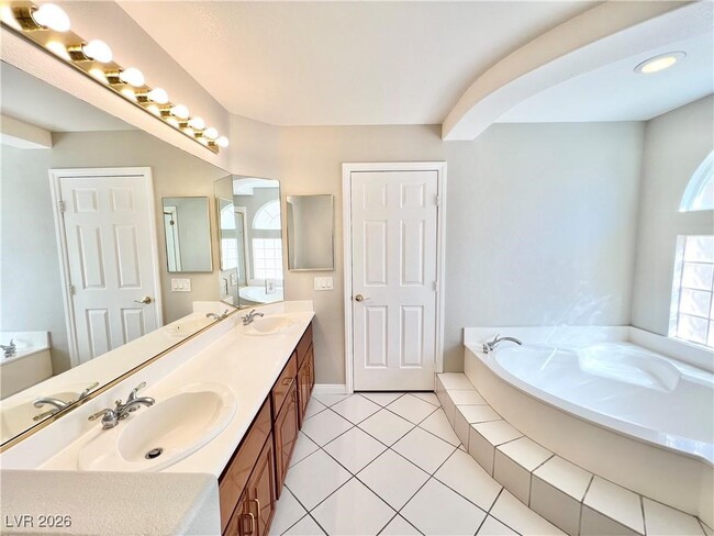 Building Photo - 7882 Tahoe Ridge Ct