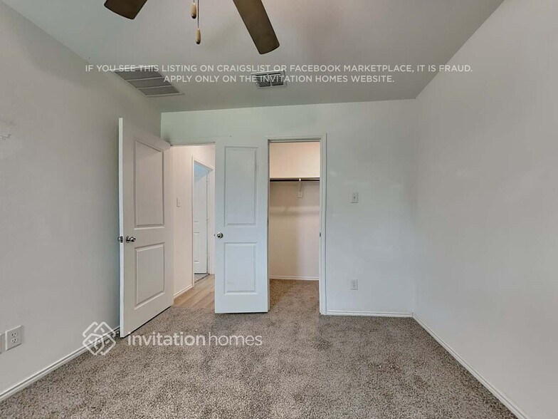 Building Photo - 218 Br Vlg Wy