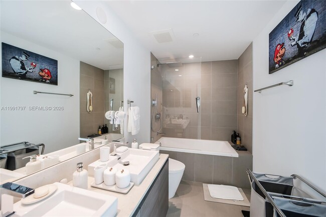 Building Photo - 1080 Brickell Ave