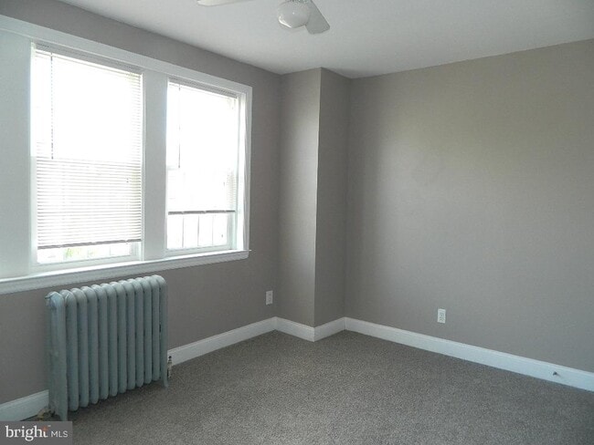 Building Photo - 4501 Princeton Ave