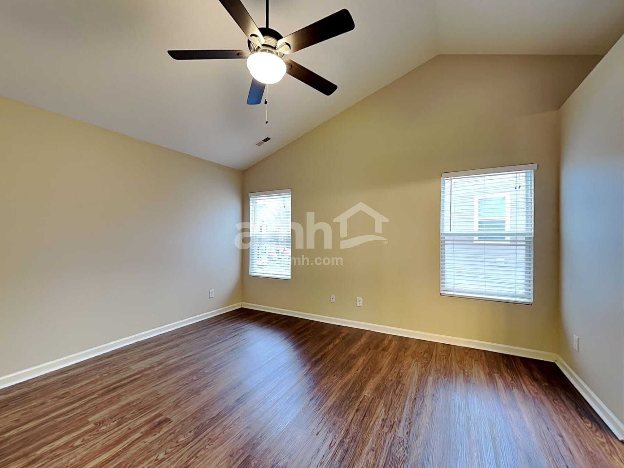 Building Photo - 412 Galesburg Dr