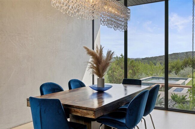 Building Photo - 4202 Serene Hills Dr