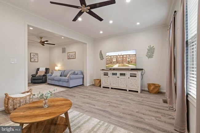 Building Photo - 15981 Marsh Pl