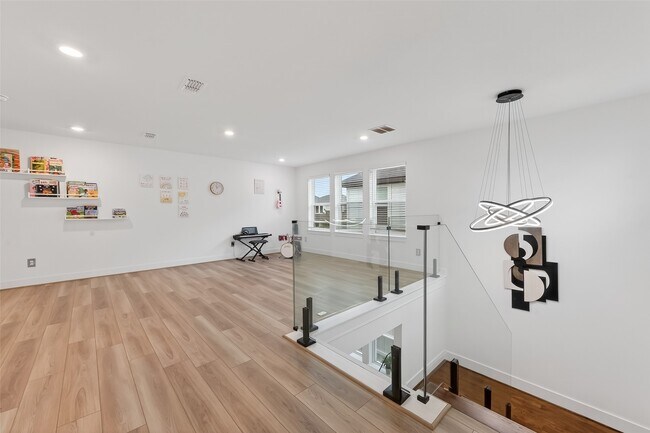 Building Photo - 21642 Laggan Clf Ln