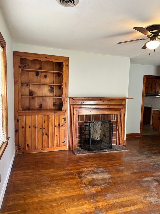Building Photo - RENTAL HOME 3BD/1.5BTH