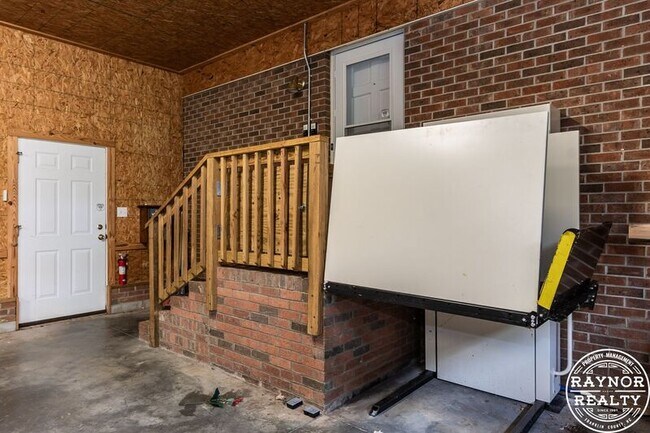 Building Photo - 2198 NC-561