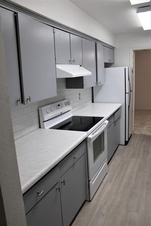 Building Photo - 6060 Birchbrook Dr