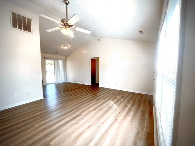 Building Photo - 1005 Gordon Woods Rd