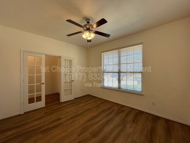 Building Photo - 15736 Barton Ridge Dr