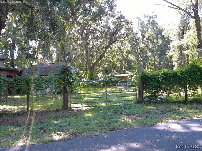 Building Photo - 10578 E Pintail Dr