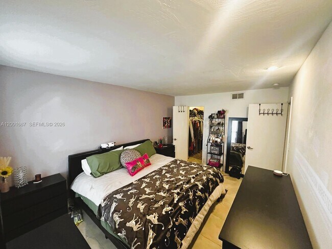 Building Photo - 7483 SW 82nd St