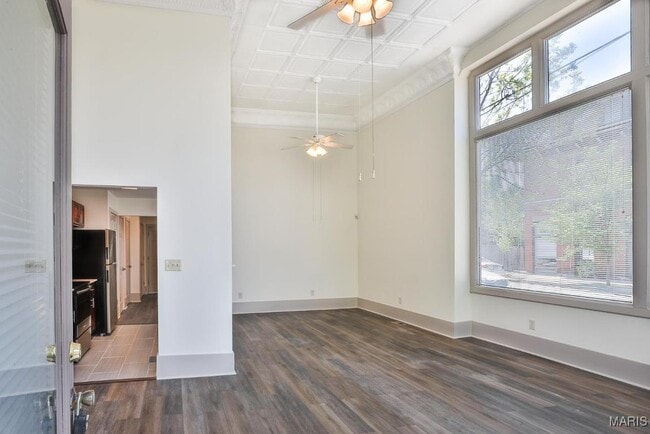 Building Photo - 3868 Shenandoah Ave