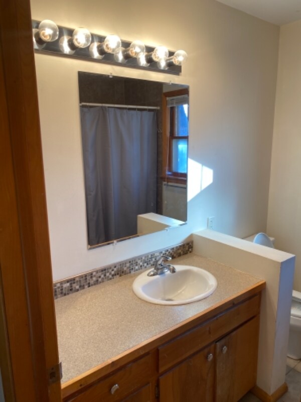 Building Photo - 3241 W 15th St N