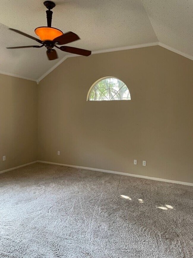 Building Photo - Available Now! No Pets! Beautiful 4 bed/2....