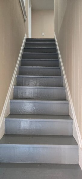 Building Photo - 26095 Shore Main Dr