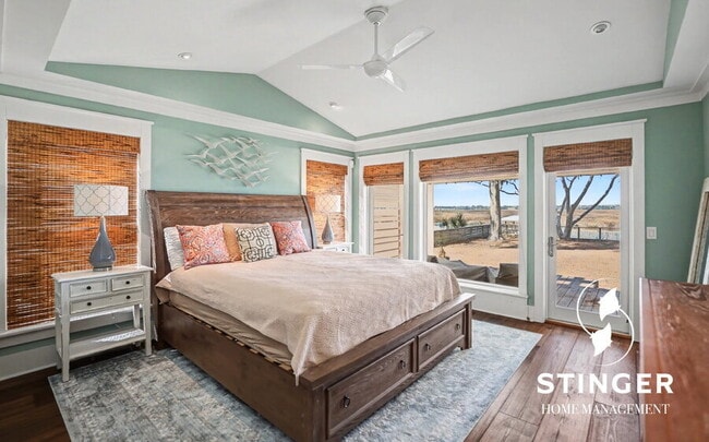 Building Photo - 73 Sunset Blvd