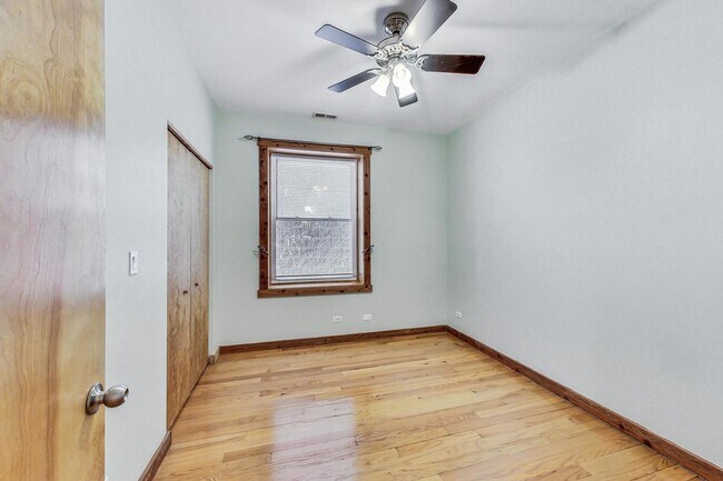 Building Photo - 2705 W Hirsch St