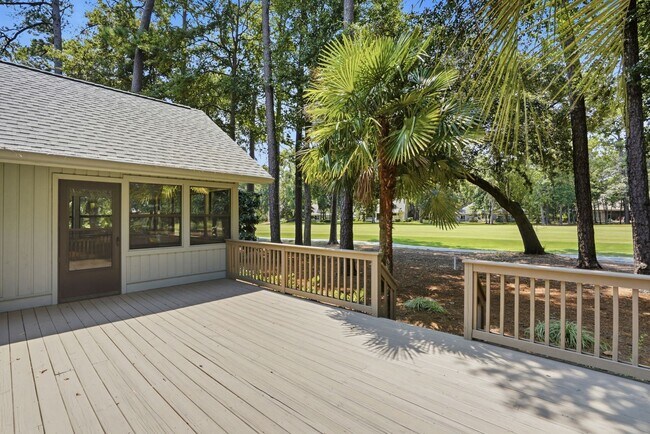 Building Photo - Enjoy Lowcountry living in this beautifully updated 3-Bed, 2-Bath home in Moss Creek!
