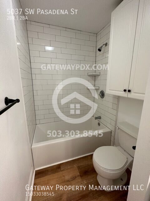 Building Photo - 5037 SW Pasadena St