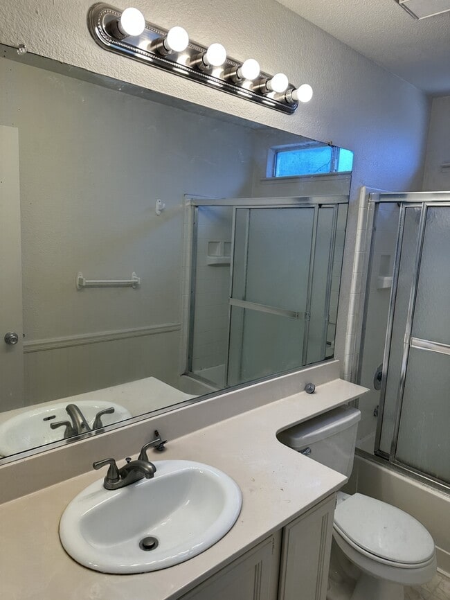 Building Photo - 742 Cherry Hills Ct