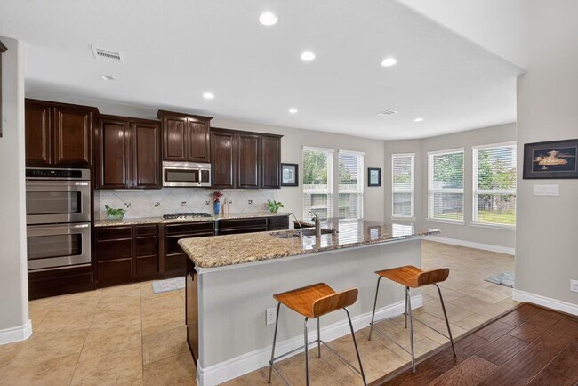 Building Photo - 25610 Fleming Lodge Ln