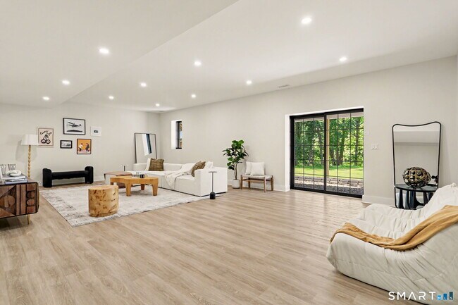 Building Photo - 31 Gray Farms Rd