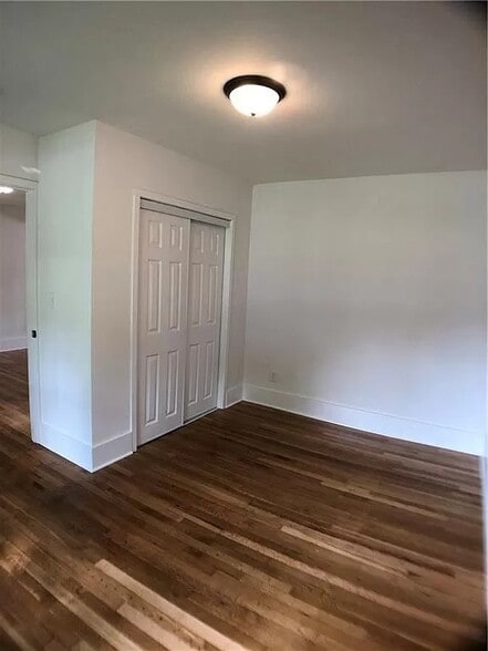 Building Photo - 816 Grandview Ave