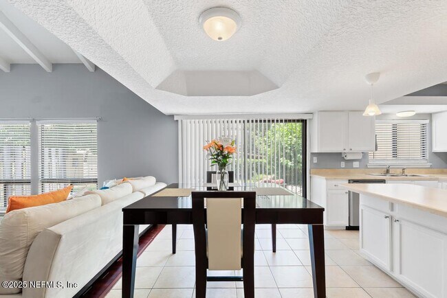 Building Photo - 5400 La Moya Ave