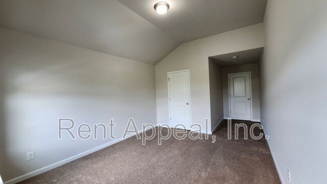 Building Photo - 3523 Woodshade Dr