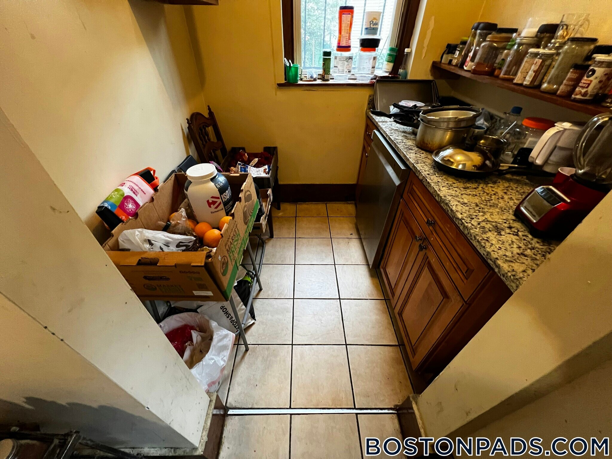 Building Photo - 4.5 Centre St