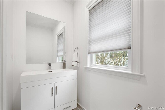 Building Photo - 109 Lee Rd