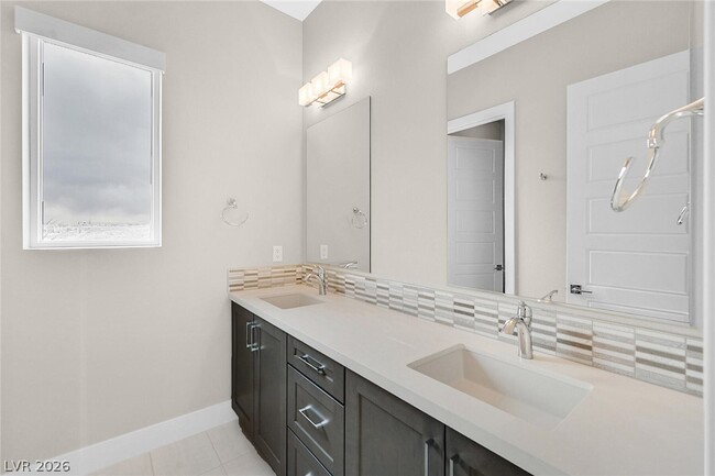 Building Photo - 4008 Desert Trce Ct