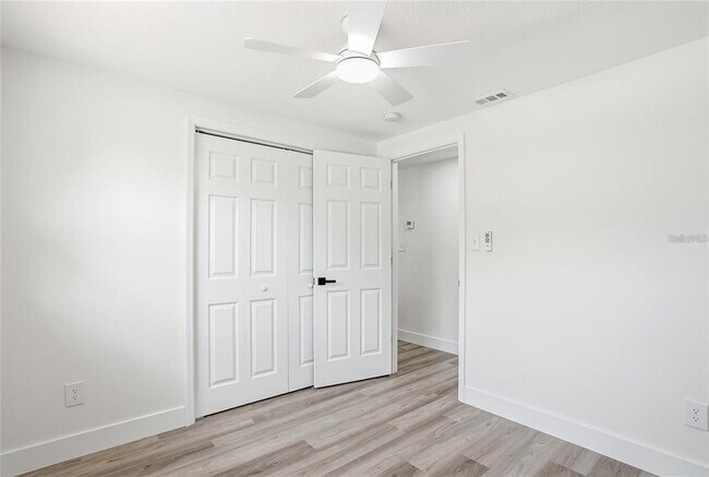 Building Photo - 1004 Idlebriar Way