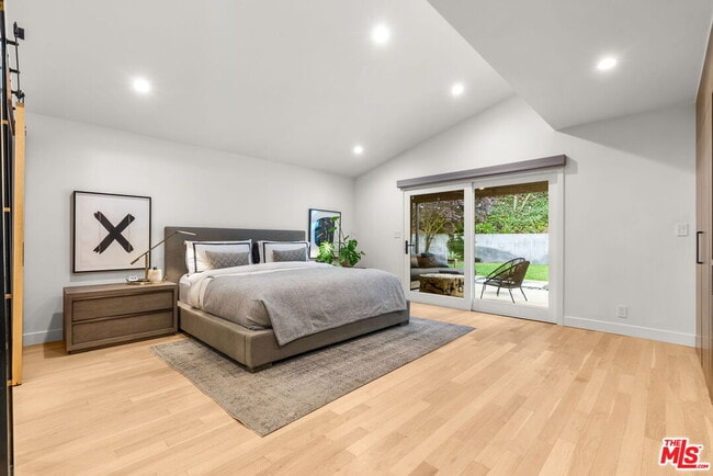 Building Photo - 3355 Alana Dr