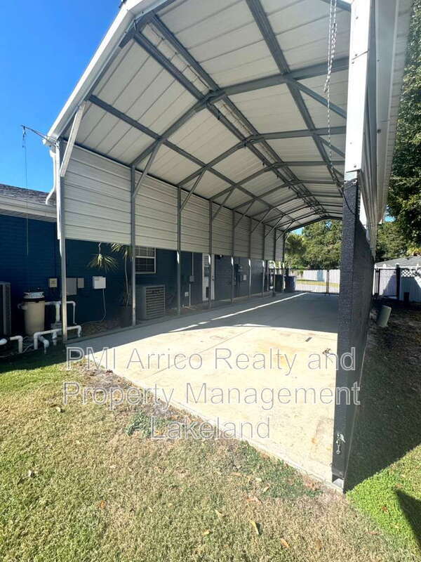 Building Photo - 1653 Lagoon Pl