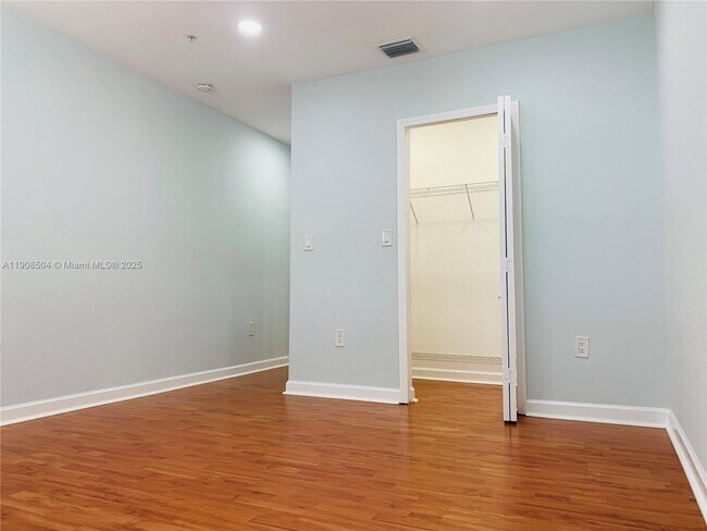 Building Photo - 17800 NW 73rd Ave