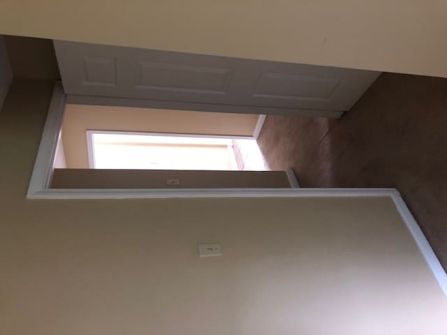 Building Photo - 922 12th St