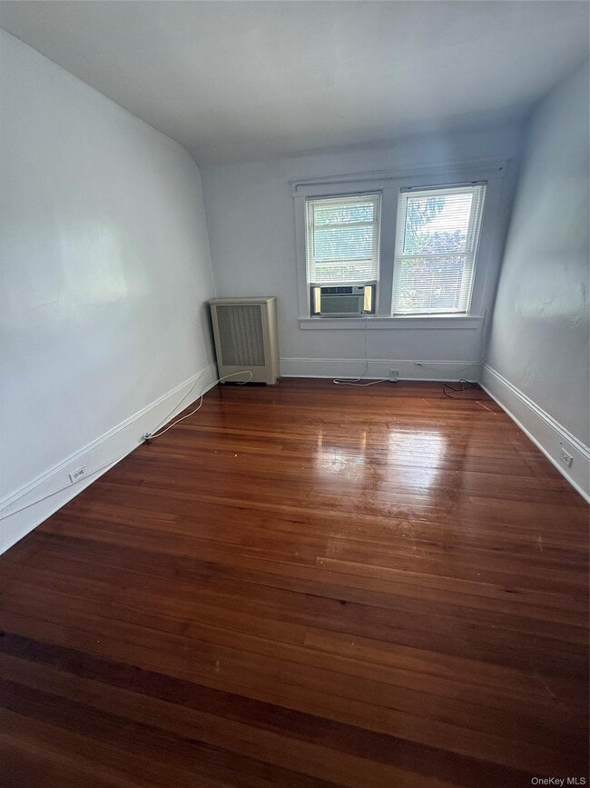 Building Photo - 15 Maple Grove St