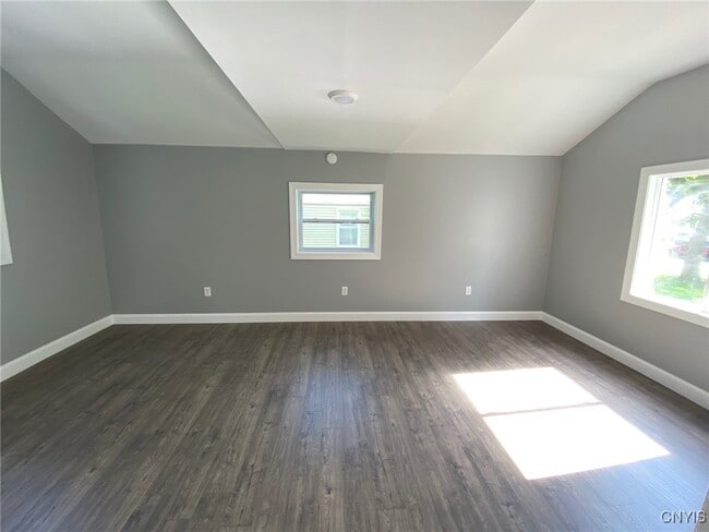 Building Photo - 216 Cleveland Blvd