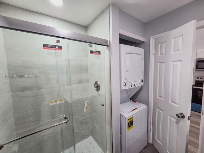 Building Photo - 3639 NW 83rd Ln